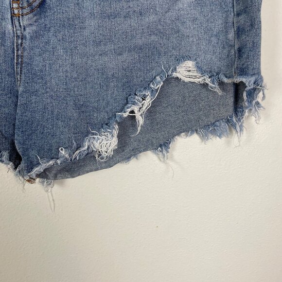 Wild Fable Women's 14 High Rise Cut Off Shorts Button Fly Summer Plus Size Denim - Picture 2 of 9